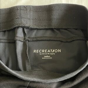Recreation Black Leggings with pockets